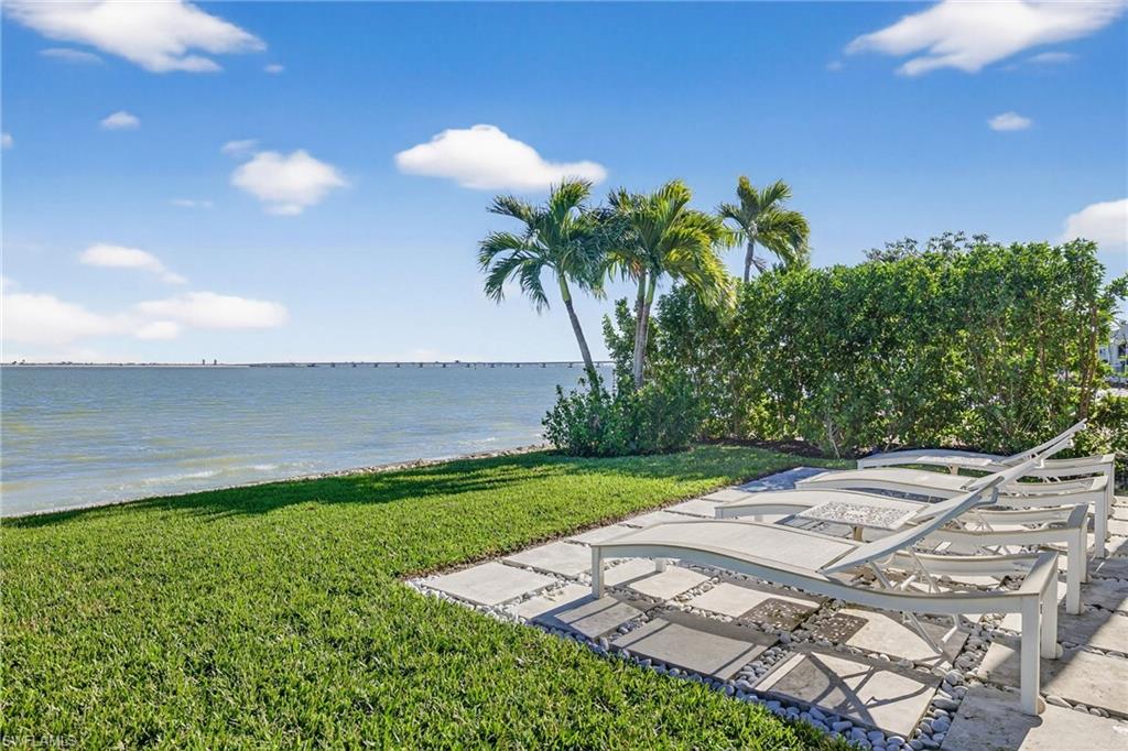 SANIBEL HARBOURS - Residential