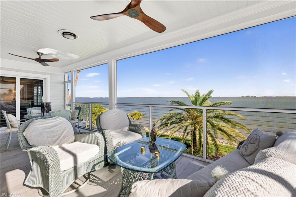 SANIBEL HARBOURS - Residential