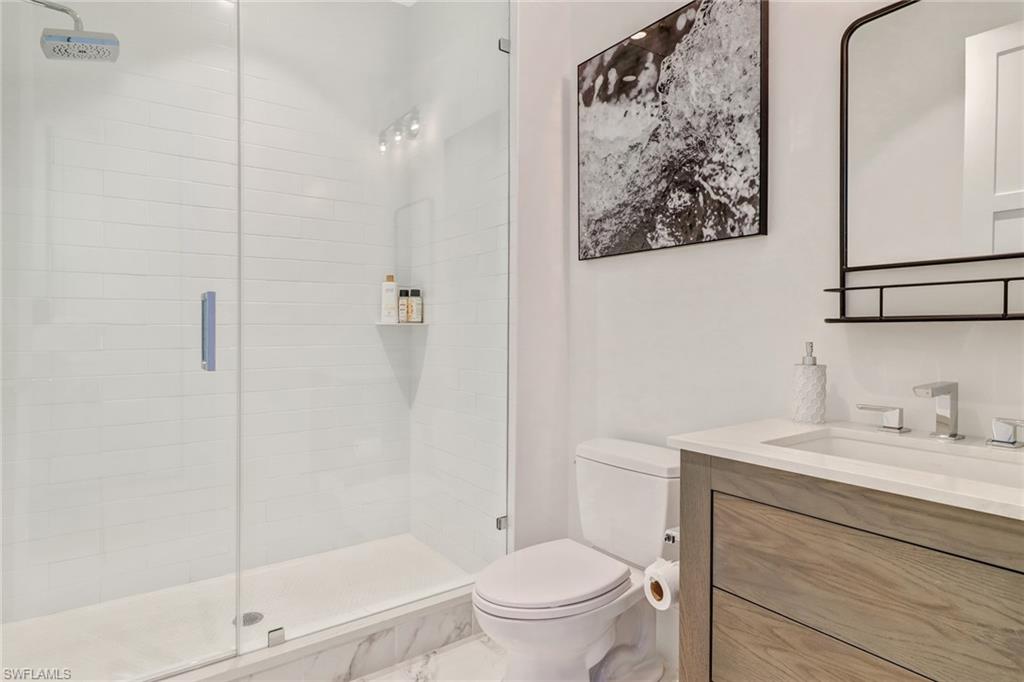 EIGHT FIFTY CENTRAL - Residential