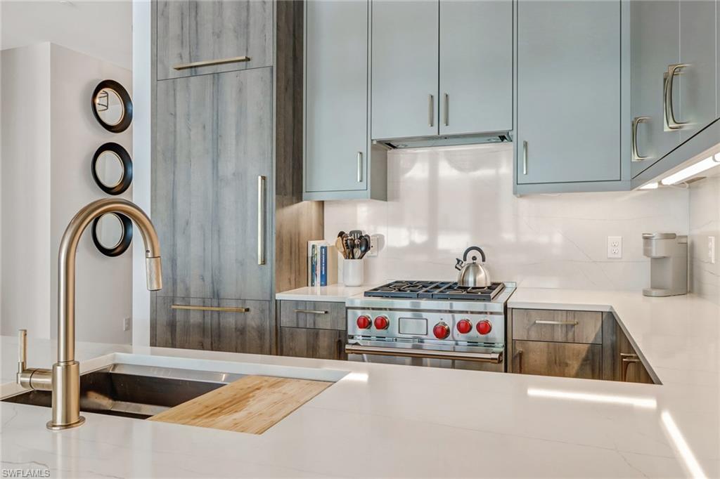 EIGHT FIFTY CENTRAL - Residential