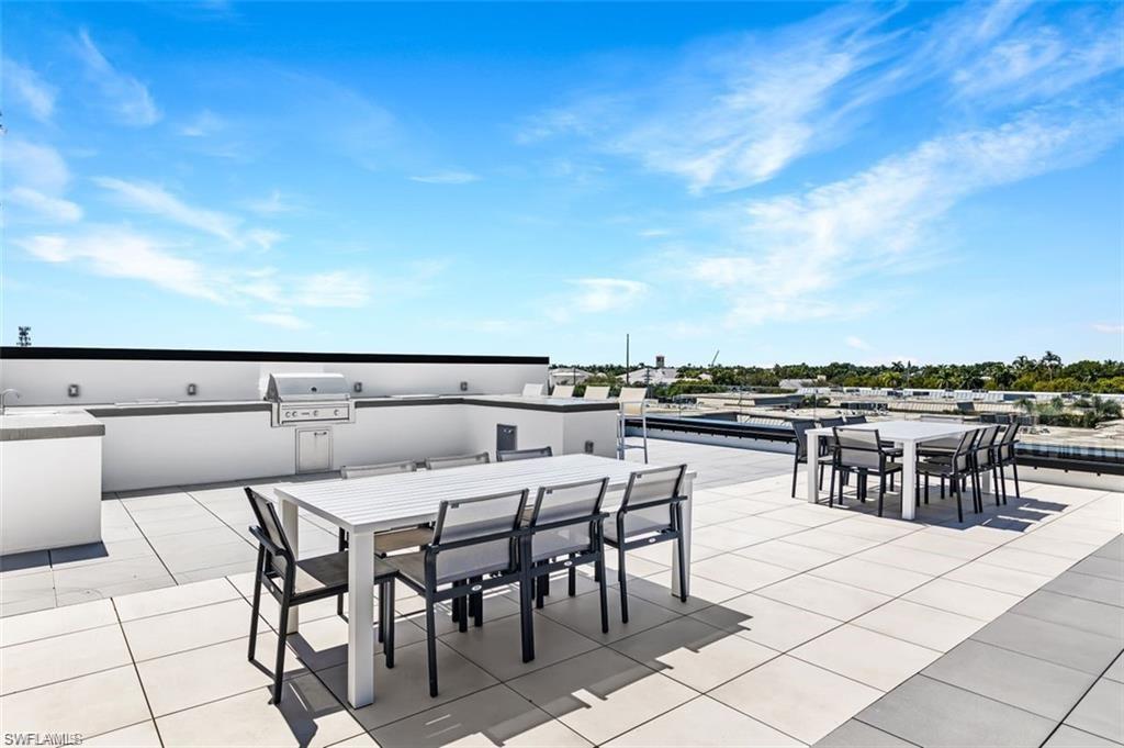 EIGHT FIFTY CENTRAL - Residential