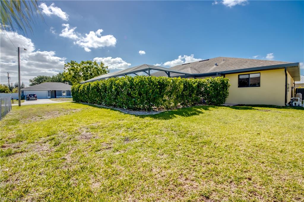 CAPE CORAL - Residential