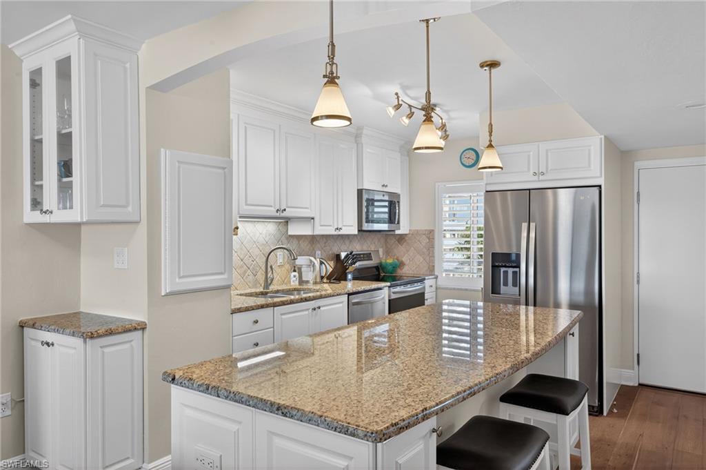 LEONARDO ARMS BEACH CLUB - Residential