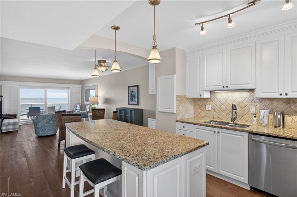 LEONARDO ARMS BEACH CLUB - Residential