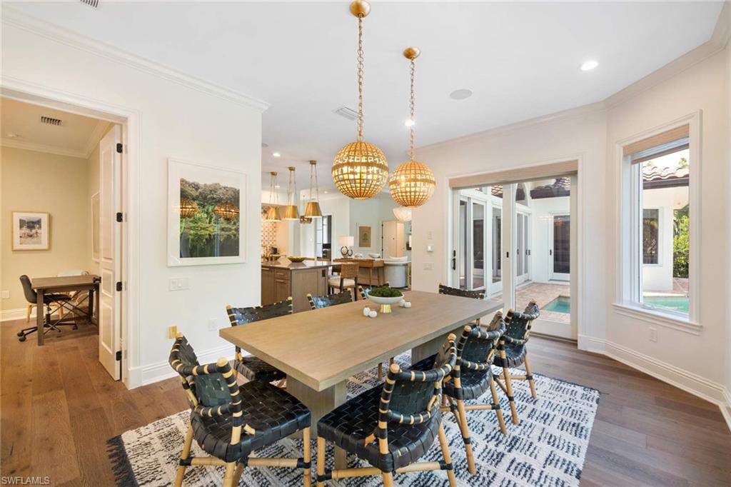 MOORINGS - Residential