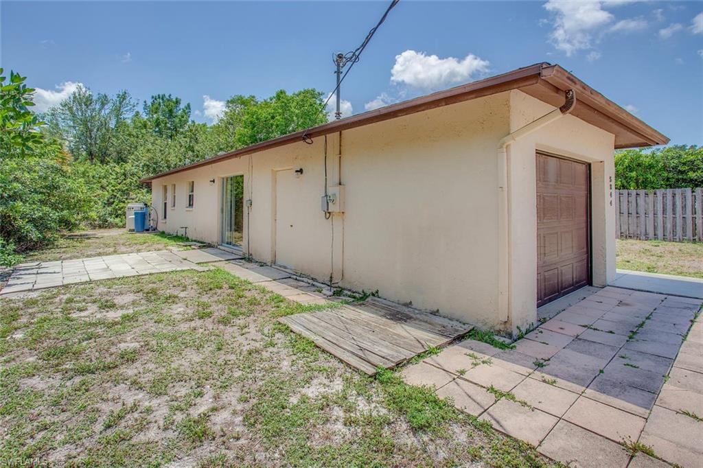 GOLDEN GATE ESTATES - Residential