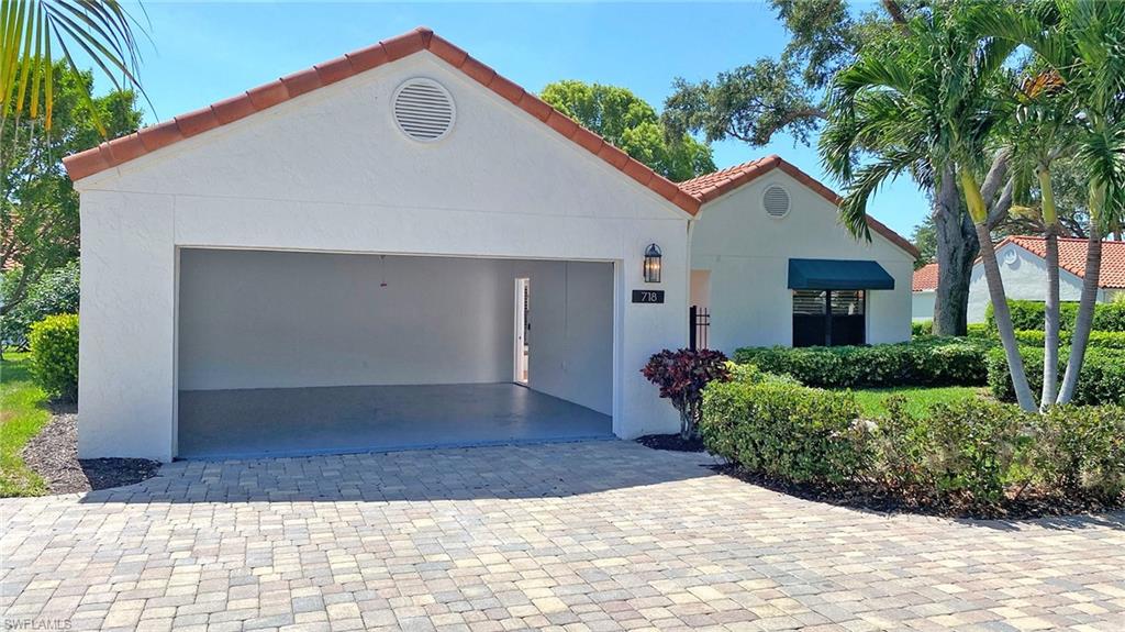 BEACHWALK VILLAS - Residential