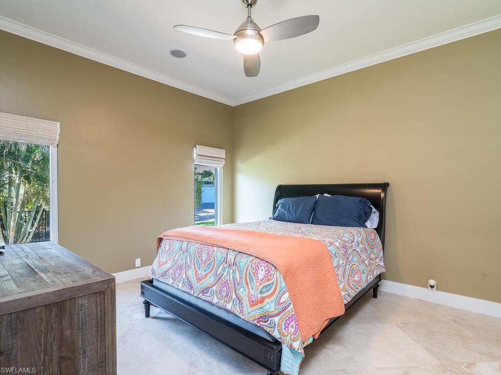 MARCO BEACH - Residential