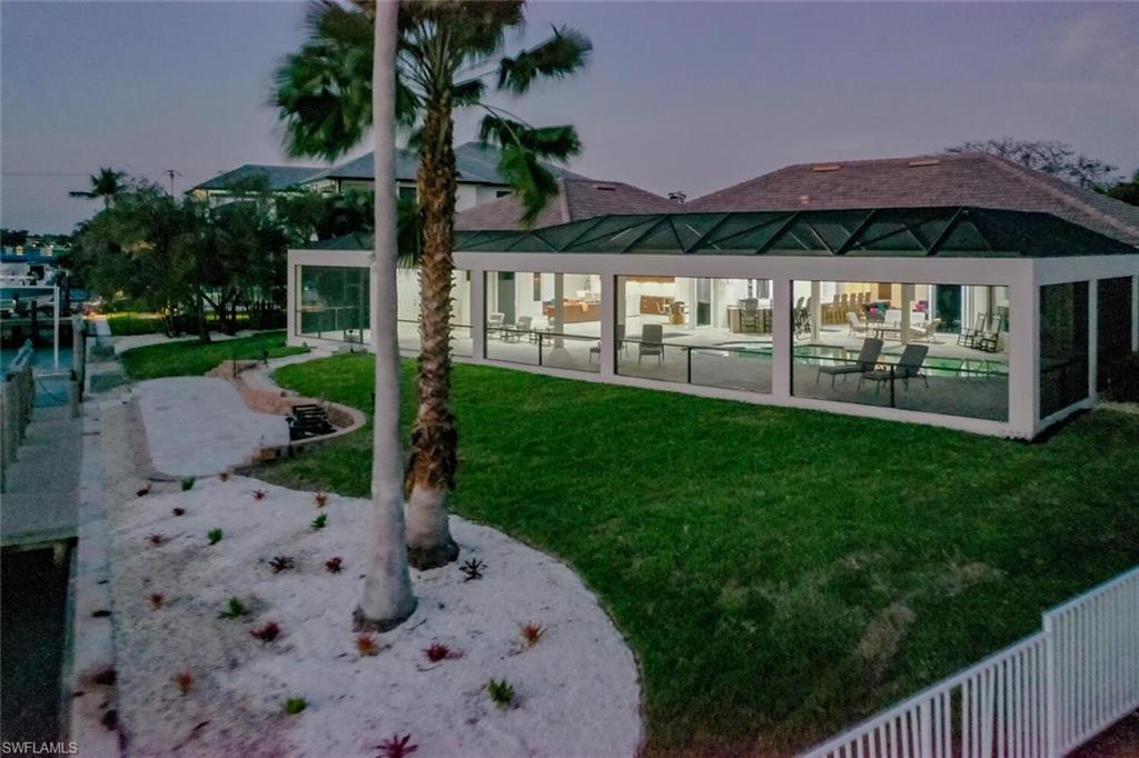 MARCO BEACH - Residential