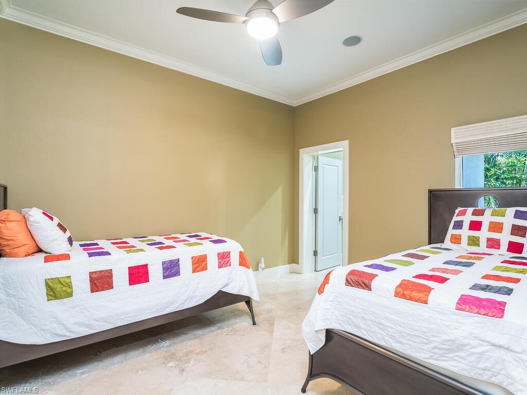 MARCO BEACH - Residential