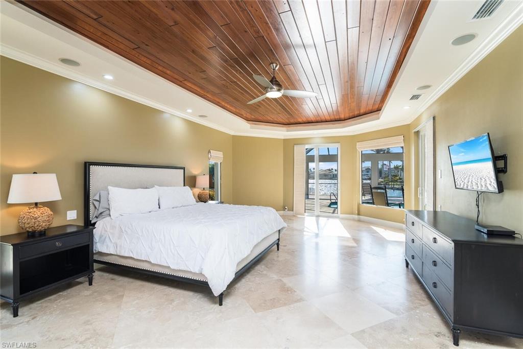 MARCO BEACH - Residential