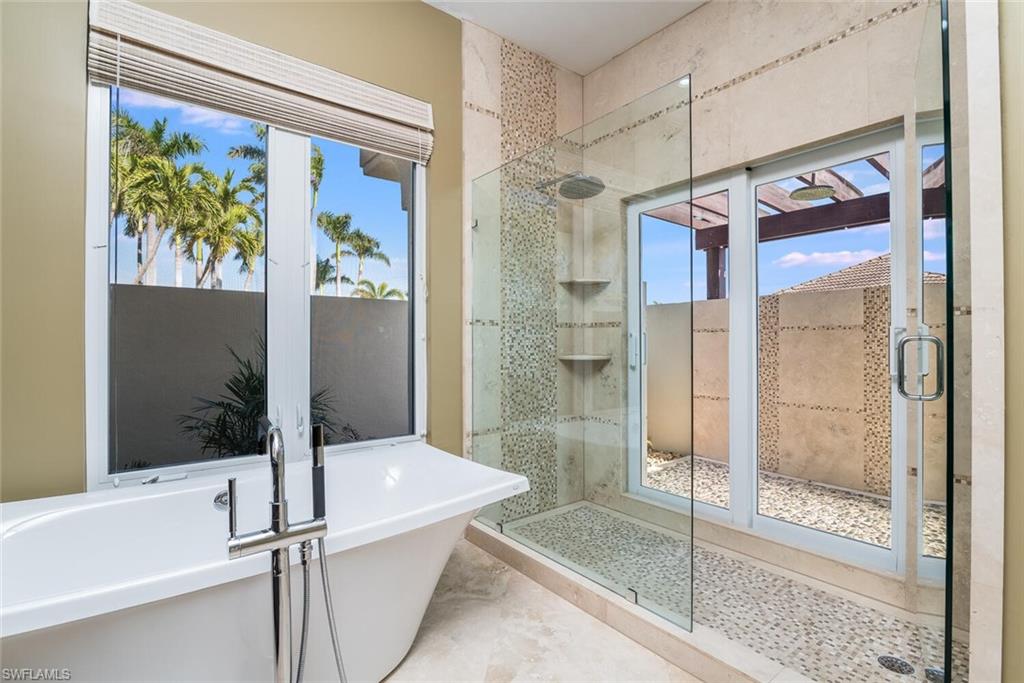 MARCO BEACH - Residential