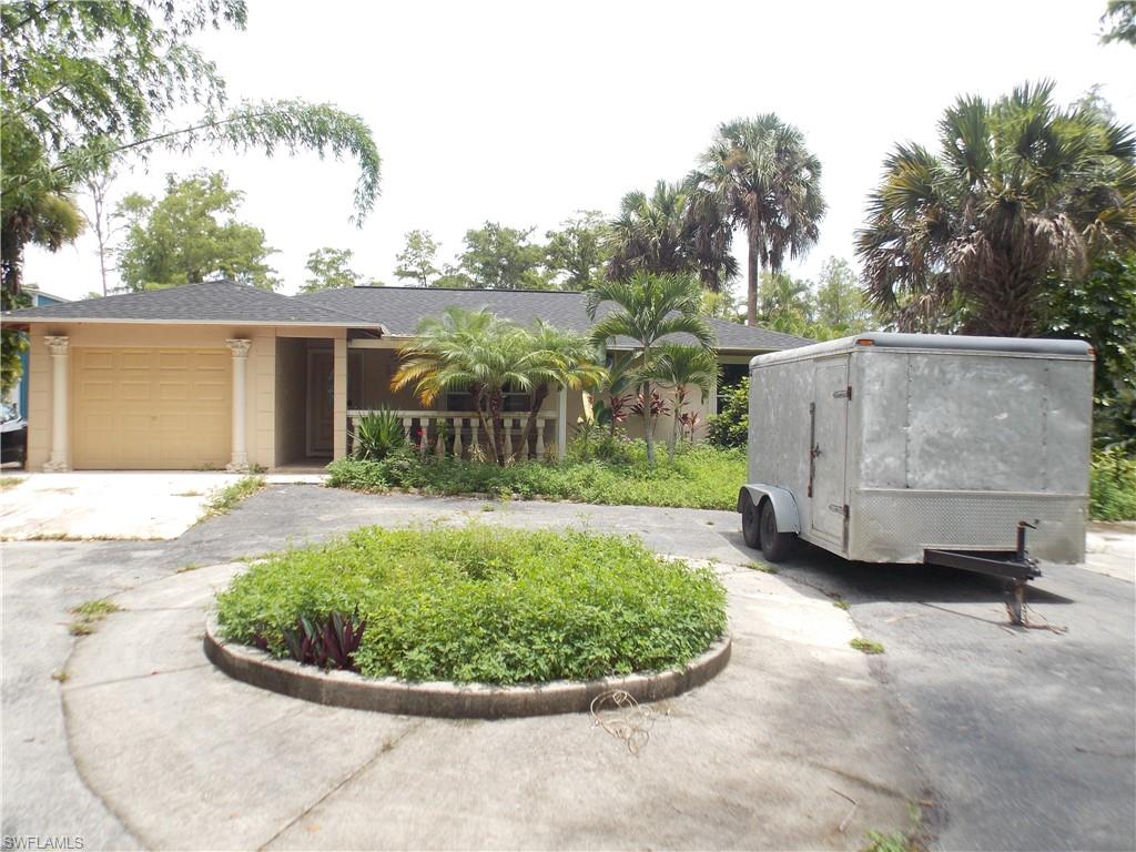 GOLDEN GATE ESTATES - Residential