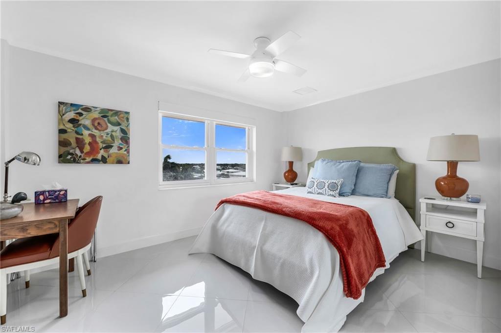 CARRIAGE CLUB - Residential