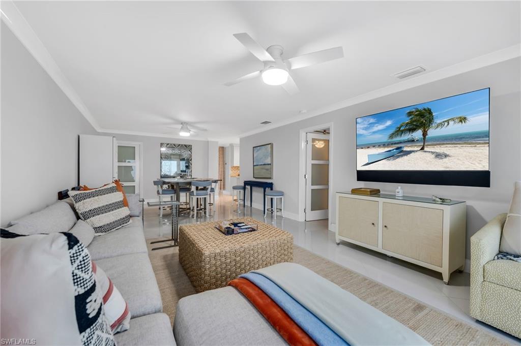 CARRIAGE CLUB - Residential