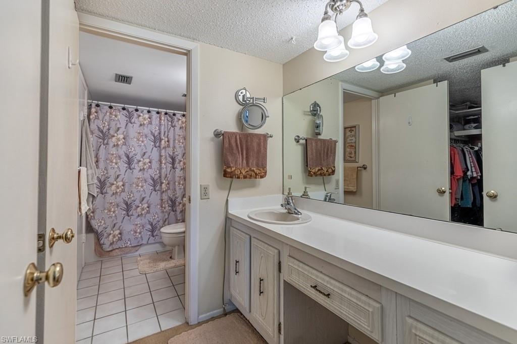 SEVEN LAKES - Residential