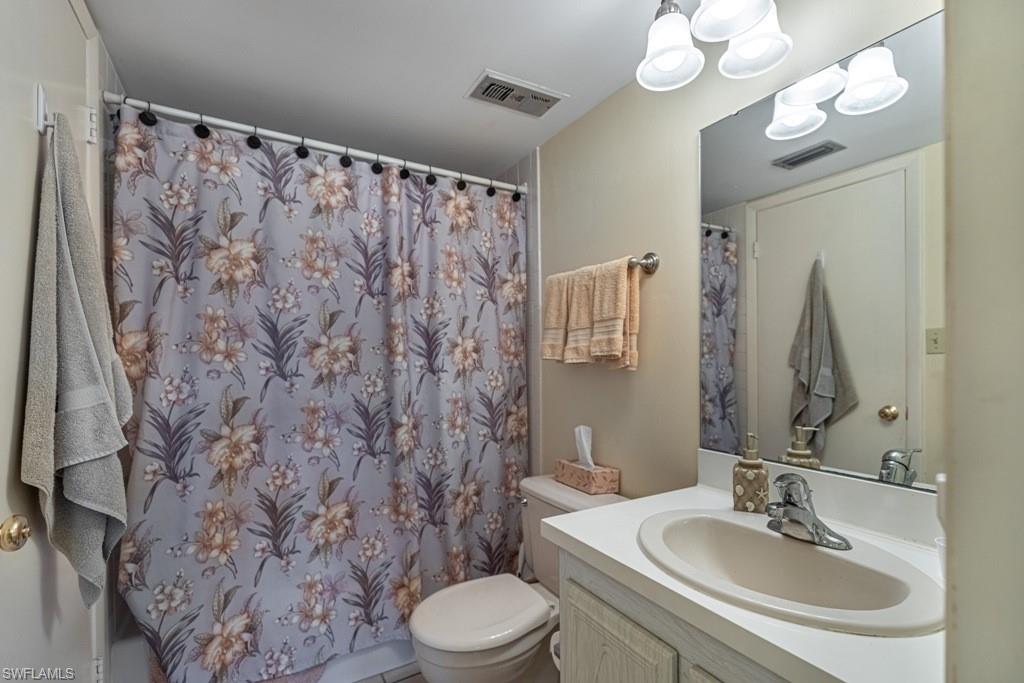 SEVEN LAKES - Residential