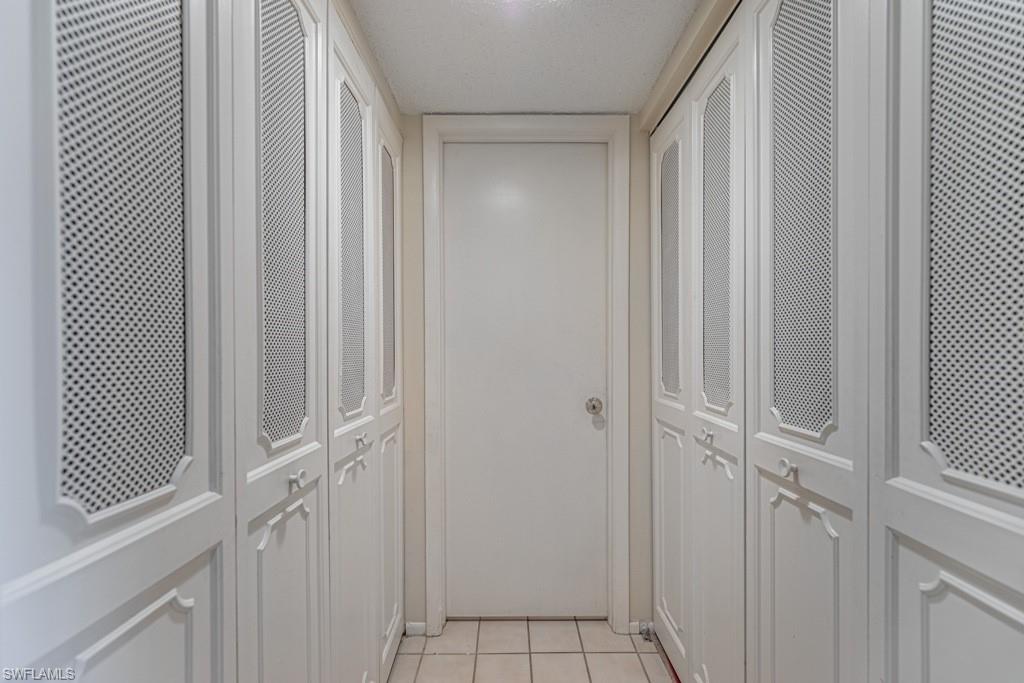 SEVEN LAKES - Residential