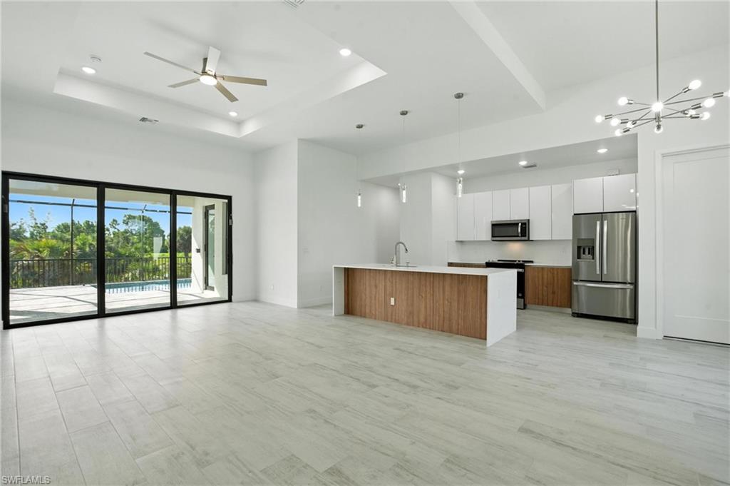 PORT CHARLOTTE - Residential