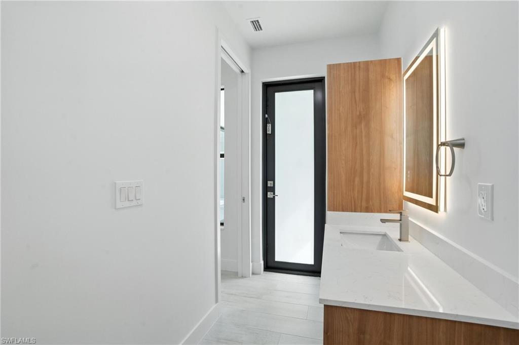 PORT CHARLOTTE - Residential