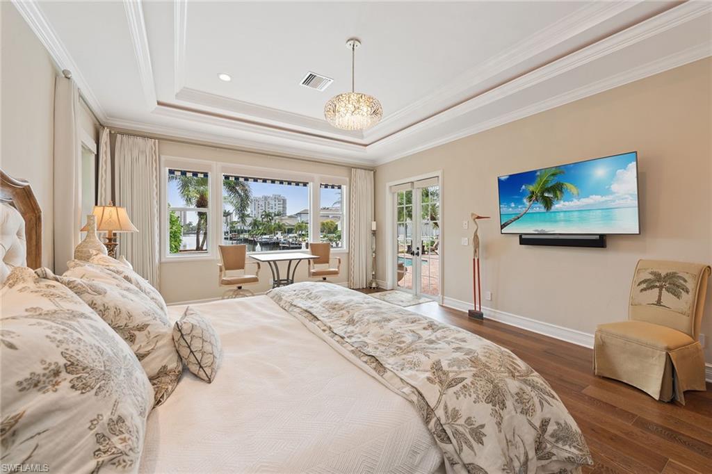 PARK SHORE - Residential