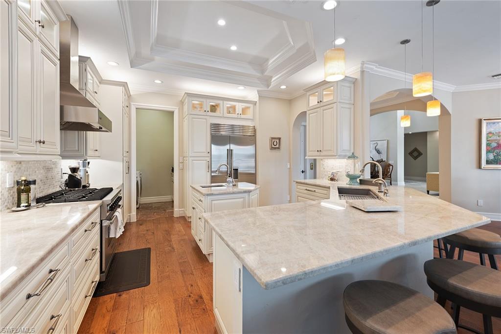 PARK SHORE - Residential