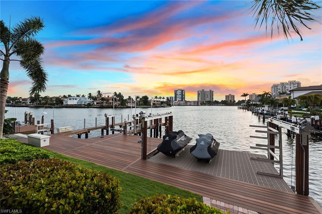 PARK SHORE - Residential