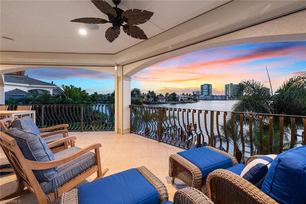 PARK SHORE - Residential