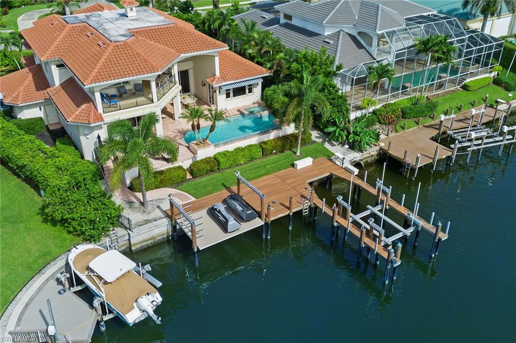 PARK SHORE - Residential