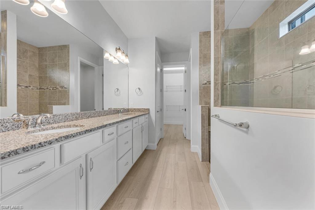 VERONA POINTE ESTATES - Residential