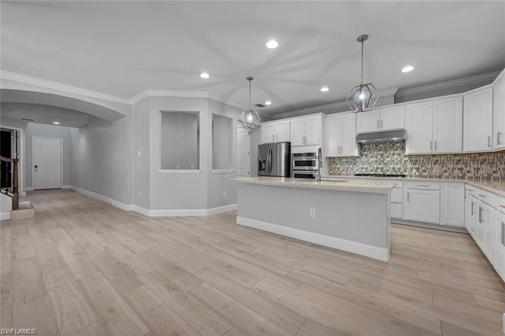 VERONA POINTE ESTATES - Residential