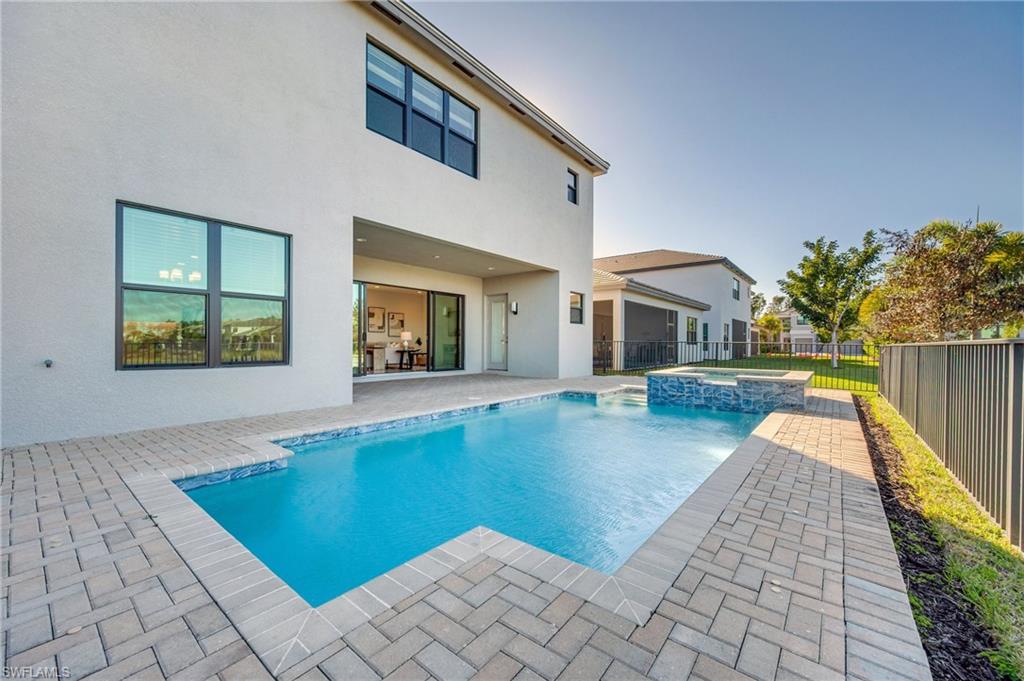 RIVERCREEK IN ESTERO - Residential