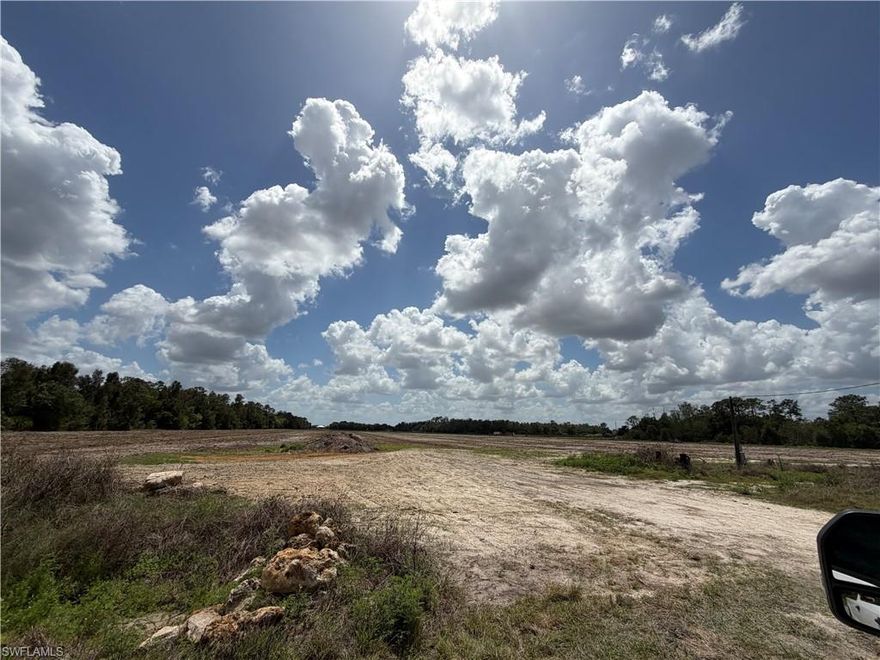 30 acres of clear, level vacant land in LaBelle, FL Near ST RD 29. Offering endless potential. Ideal for farming, building a private estate, family compound, or future investment. Flat topography allows for easier development and use. Enjoy peaceful rural surroundings while still within driving distance to nearby amenities. A rare opportunity to own a versatile large parcel in a growing area. 
Sale includes two parcels: 1-29-43-27-010-0002-100.0 and 1-29-43-27-010-0002-098.3. Totaling +/- 30 acres
