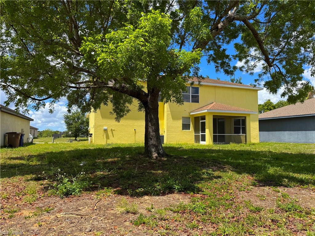 SHADOW LAKES - Residential