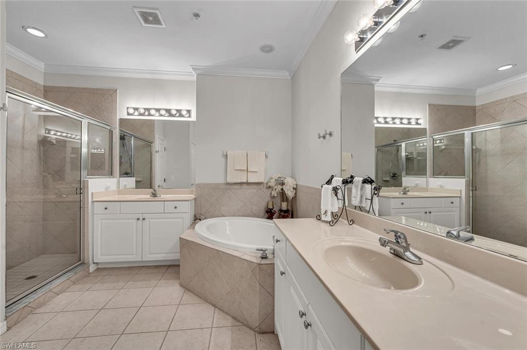 LAKE BARRINGTON - Residential