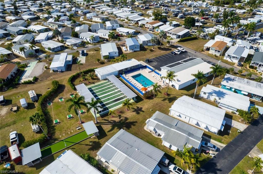 THUNDERBIRD MOBILE HOMES - Residential