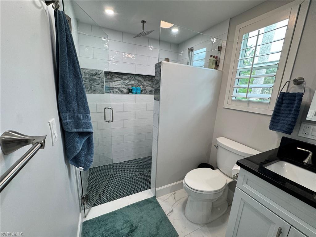 RIVERBEND MOTORCOACH RESORT - Land