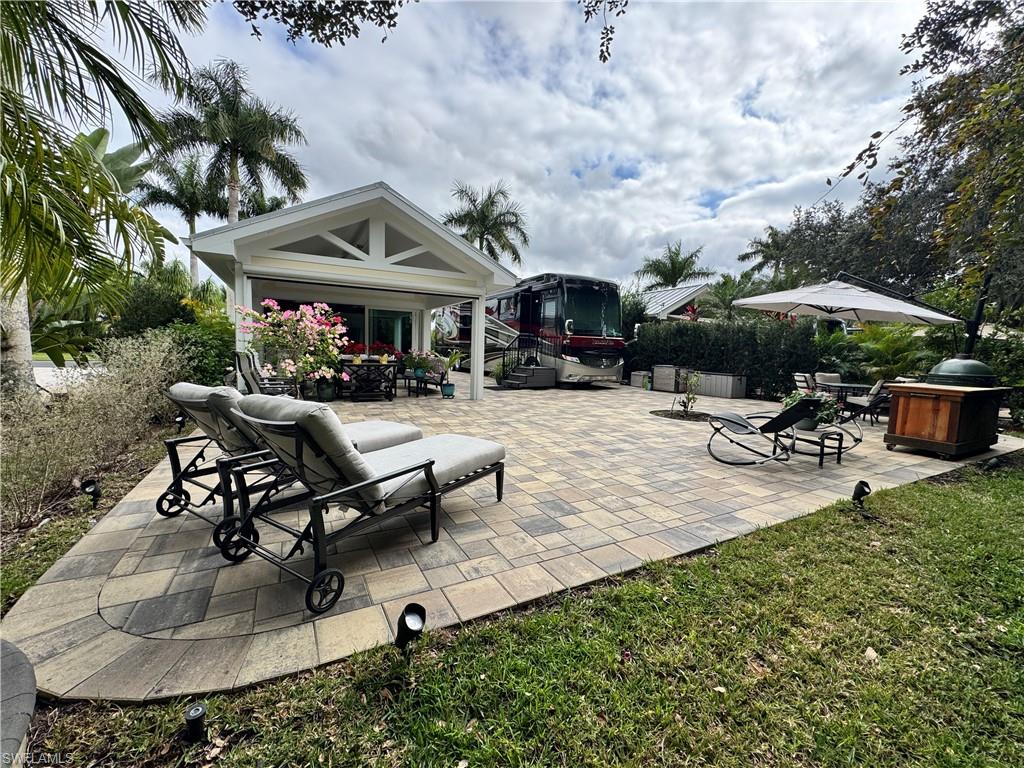 RIVERBEND MOTORCOACH RESORT - Land