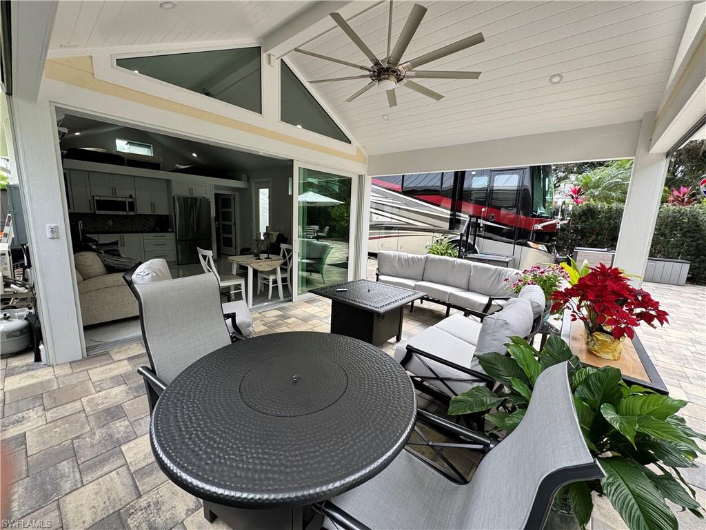 RIVERBEND MOTORCOACH RESORT - Land