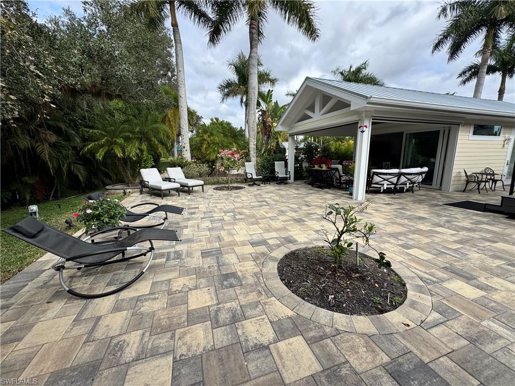 RIVERBEND MOTORCOACH RESORT - Land