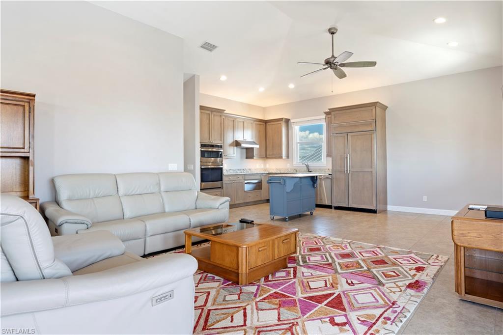 GOODLAND ISLES - Residential