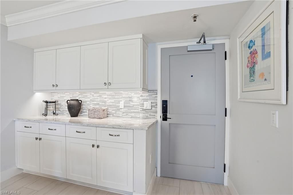 Photo of 320 Seaview CT #2-408, MARCO ISLAND, FL 34145 (MLS # 226013377)