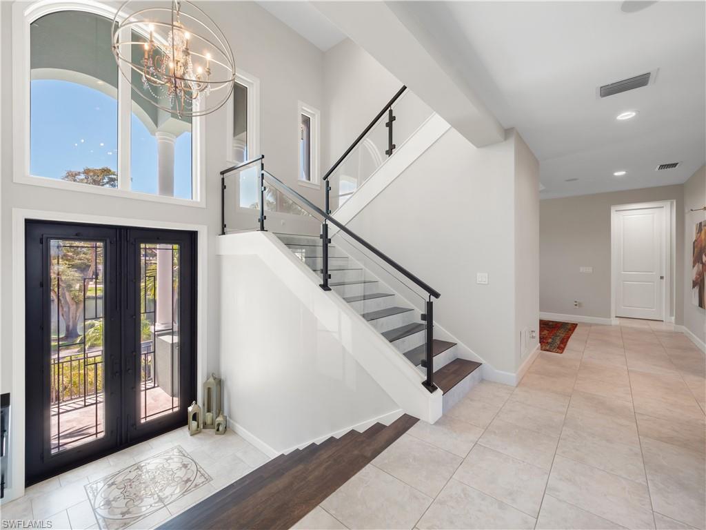 JONATHAN HARBOUR - Residential