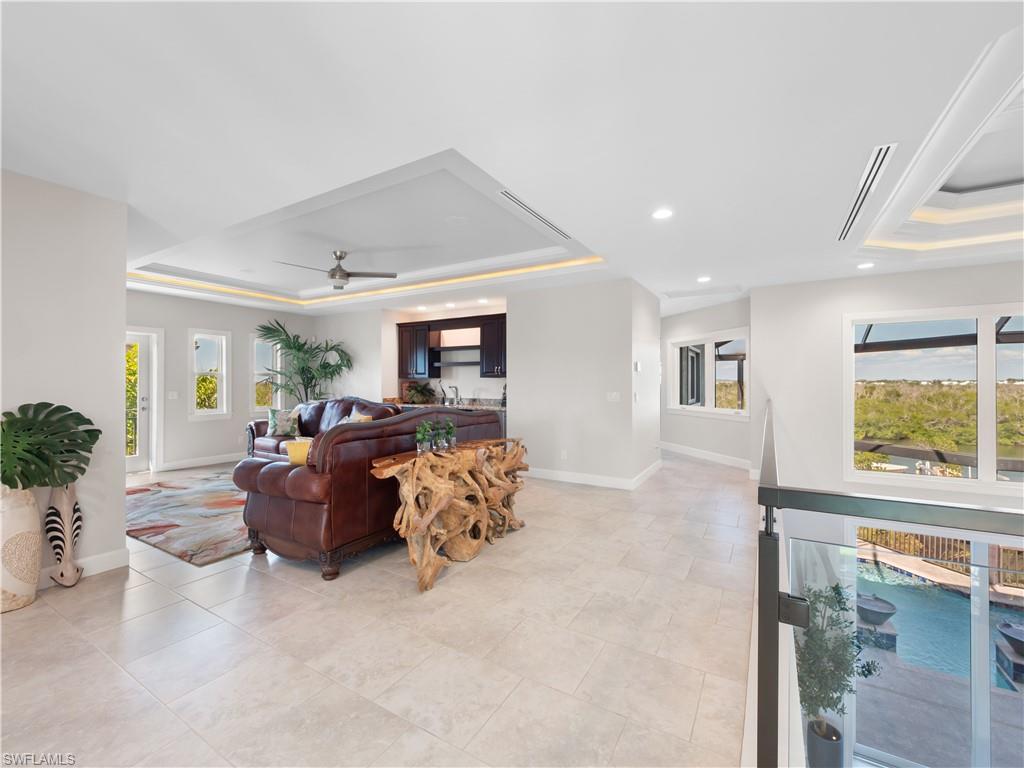 JONATHAN HARBOUR - Residential