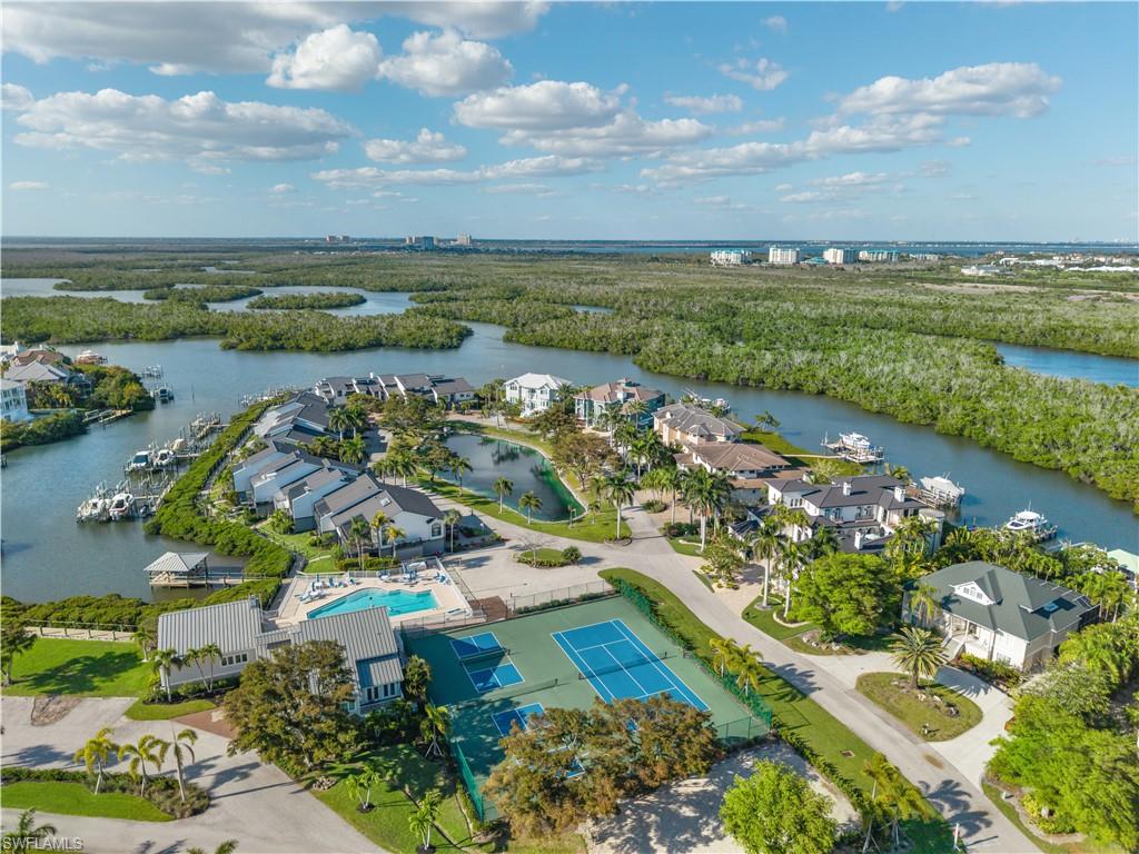 JONATHAN HARBOUR - Residential