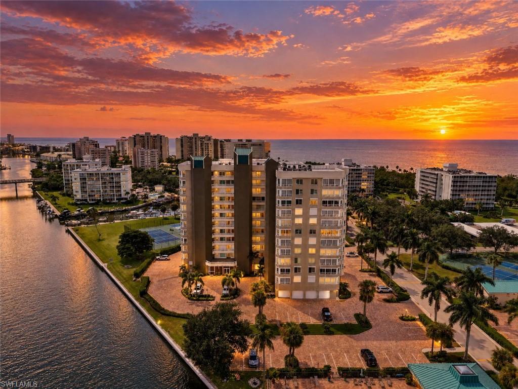 25 Bluebill AVE 204