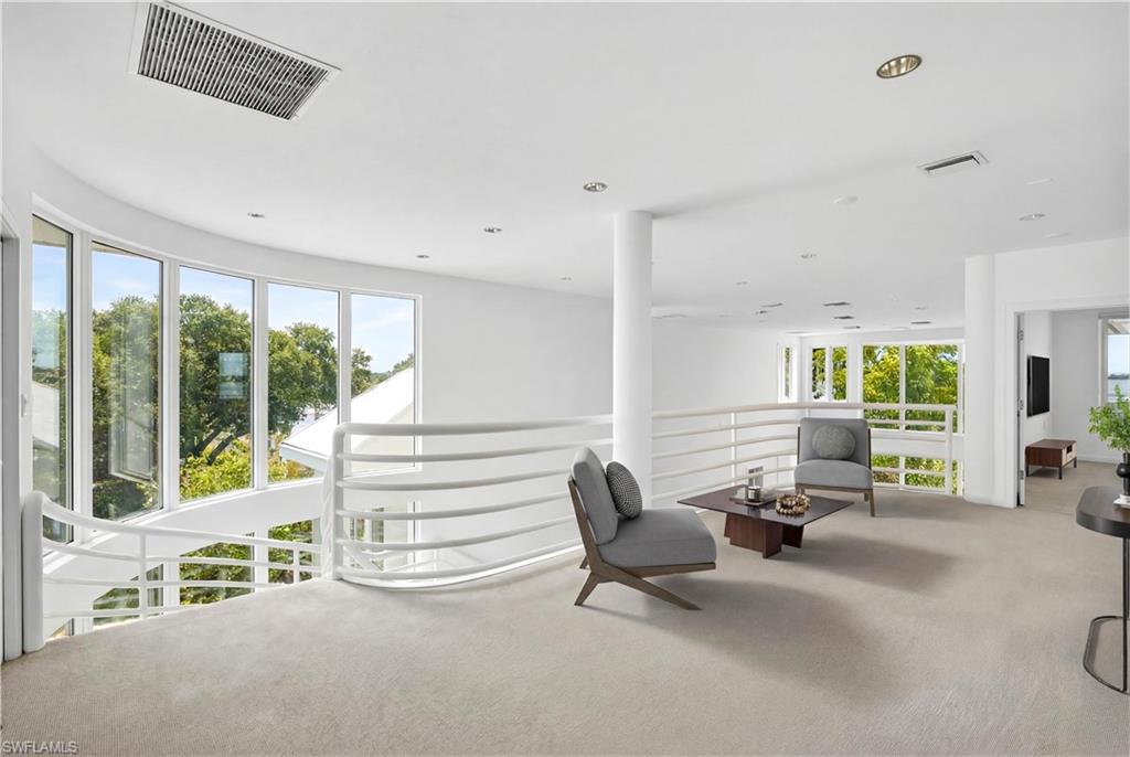 RIVERSIDE - Residential