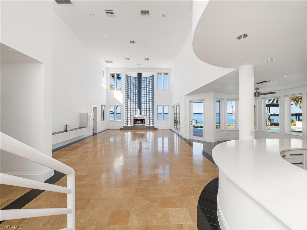 RIVERSIDE - Residential