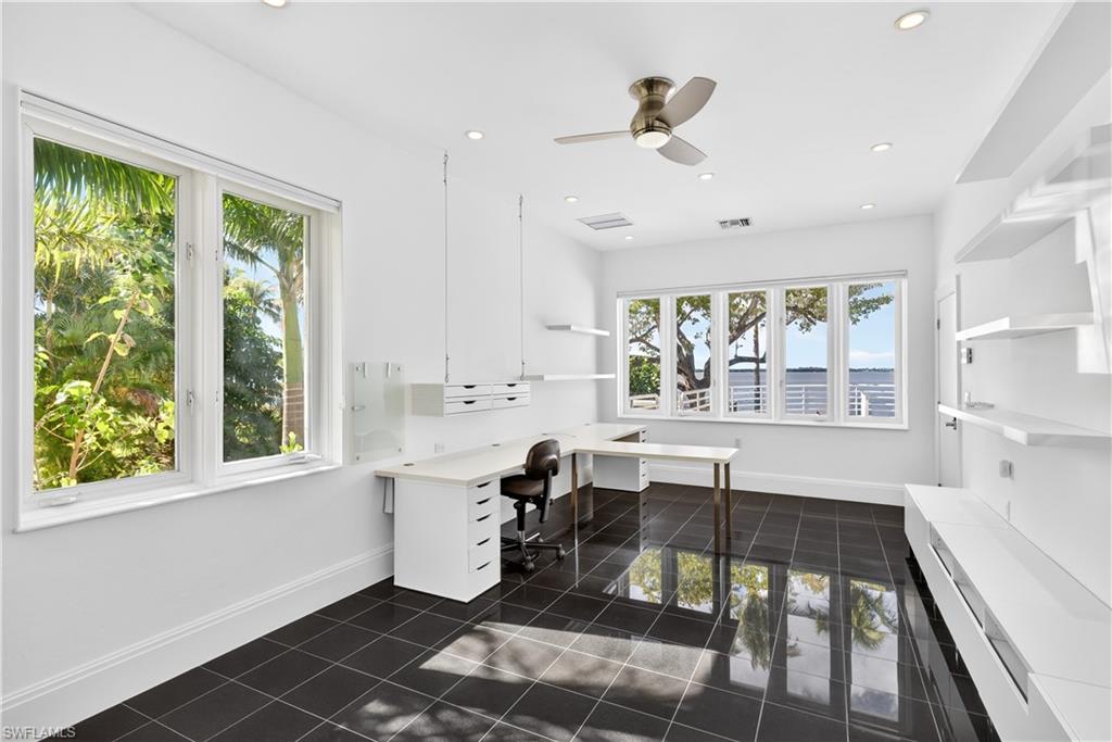 RIVERSIDE - Residential