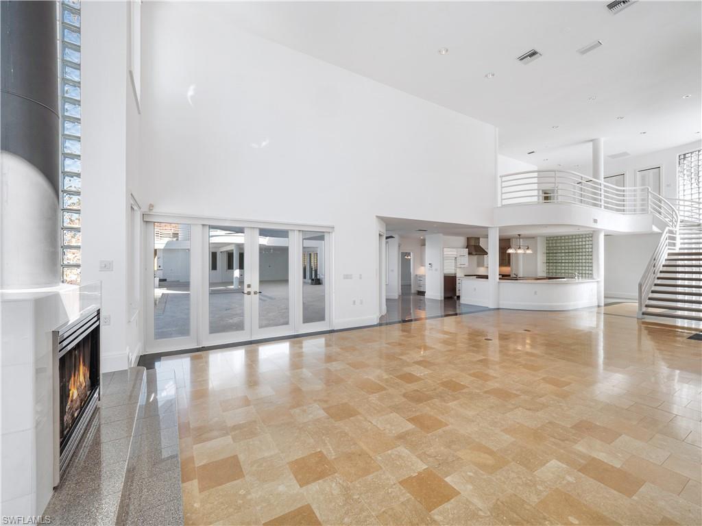 RIVERSIDE - Residential